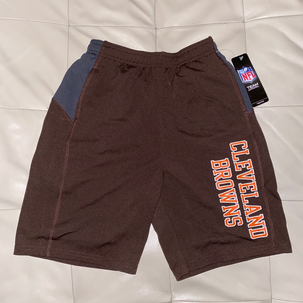 NWT Cleveland Browns Shorts youth medium